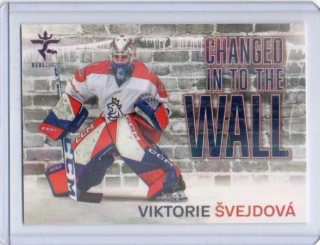 Real Cards 2025-2026 série 1 CHANGED In to the WALL Space Gold x/25 # CHW-21 Švejdová Viktorie (G)